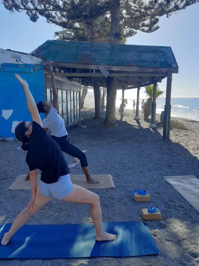 WhatsApp Image 2025 08 20 at 14.03.44 Yoga en la Playa
